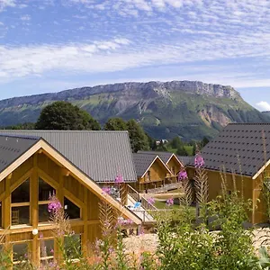 madame-vacances-les-chalets-du-berger.hotels-rhonealpes.com/
